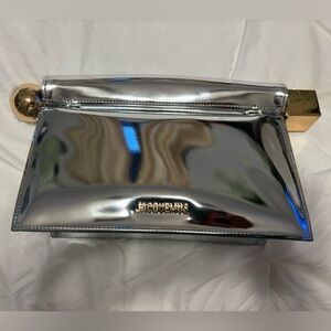 JACQUEMUS La Pochette rond carre.